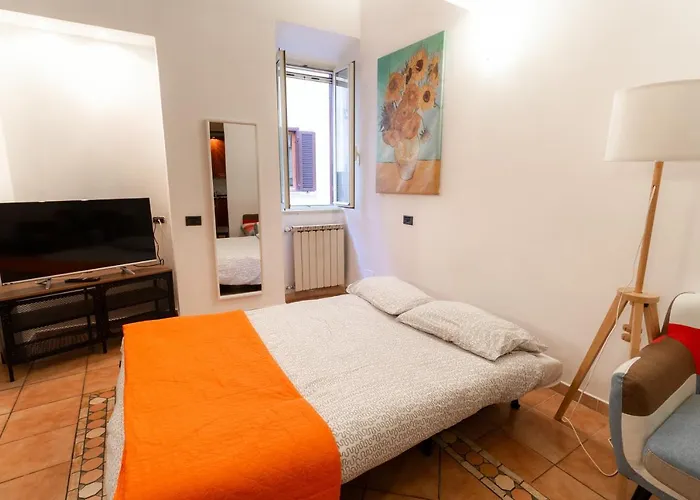 Trastevere Four Seasons Trilussa 1 *