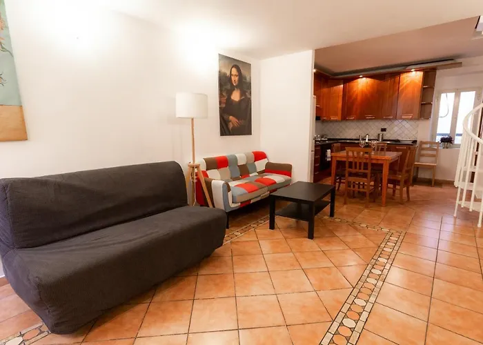 Apartment Trastevere Four Seasons Trilussa 1