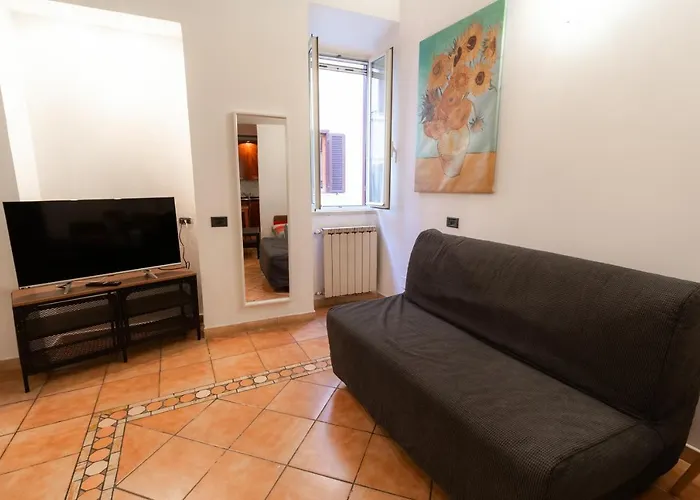 Trastevere Four Seasons Trilussa 1 Rom